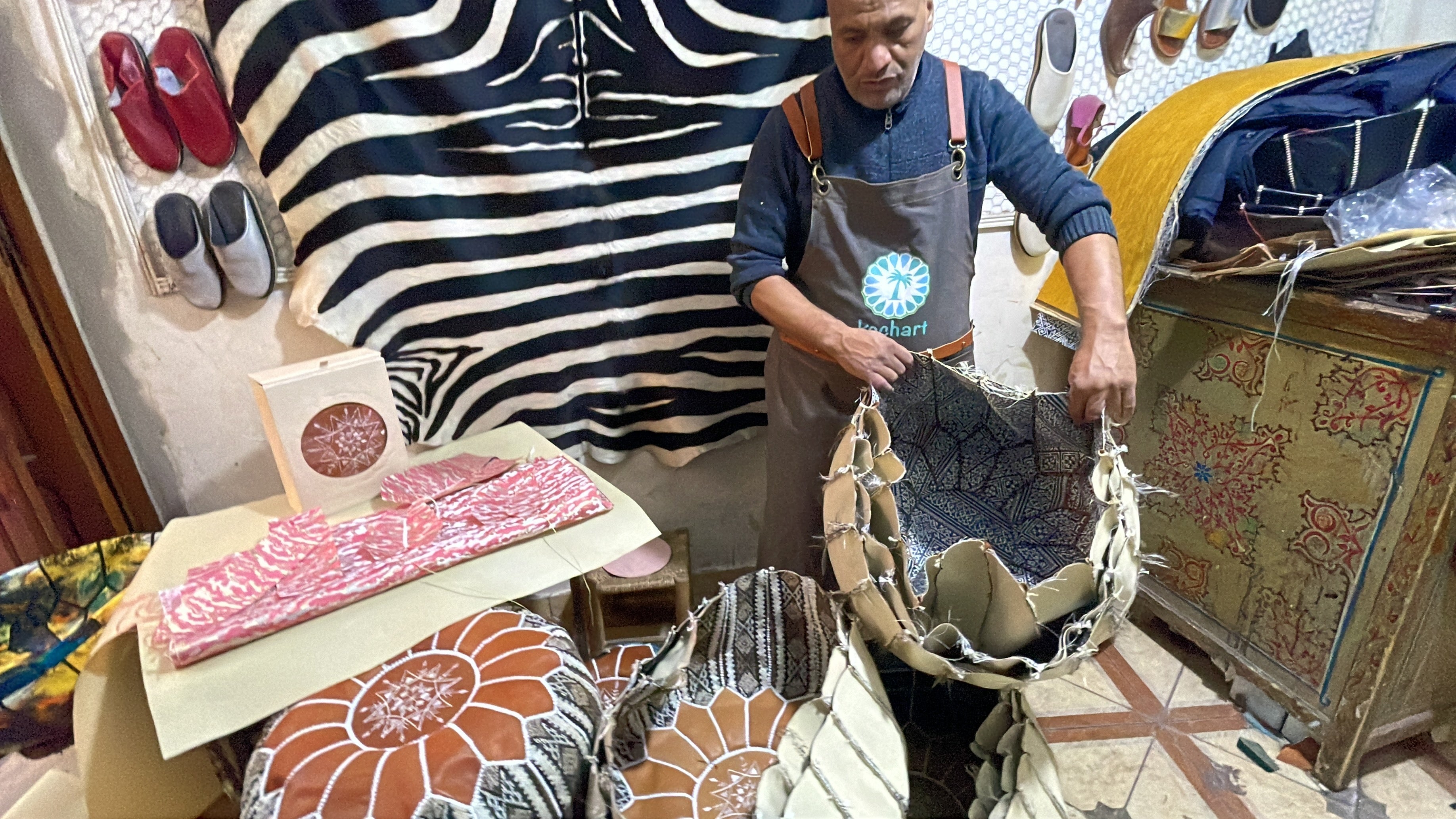 What to Fill a Moroccan Pouf With: Ultimate Comfort & Style Guide