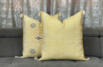 Cozy and Chic: Moroccan Pillow Inspirations