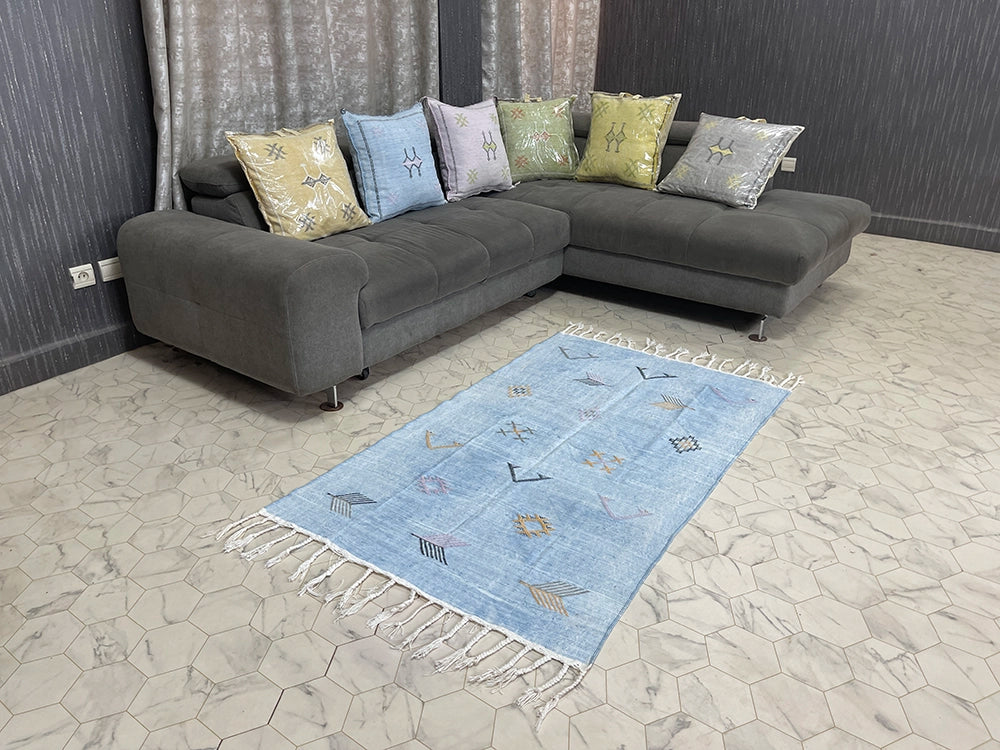 Tranquil Lagoon - 3x5ft  Natural Cactus Silk Rug