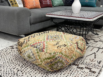 Defne-Lebe - Kilim Pouf