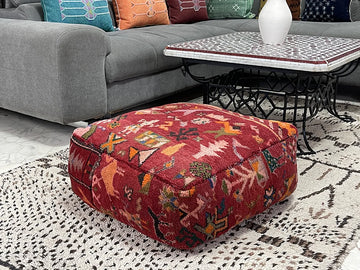 Rosy Mozy - Kilim Pouf