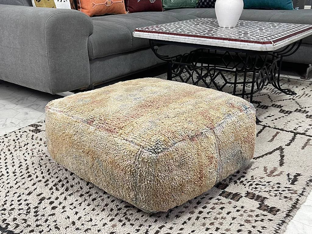 Sheikh Zayed Road - Kilim Pouf