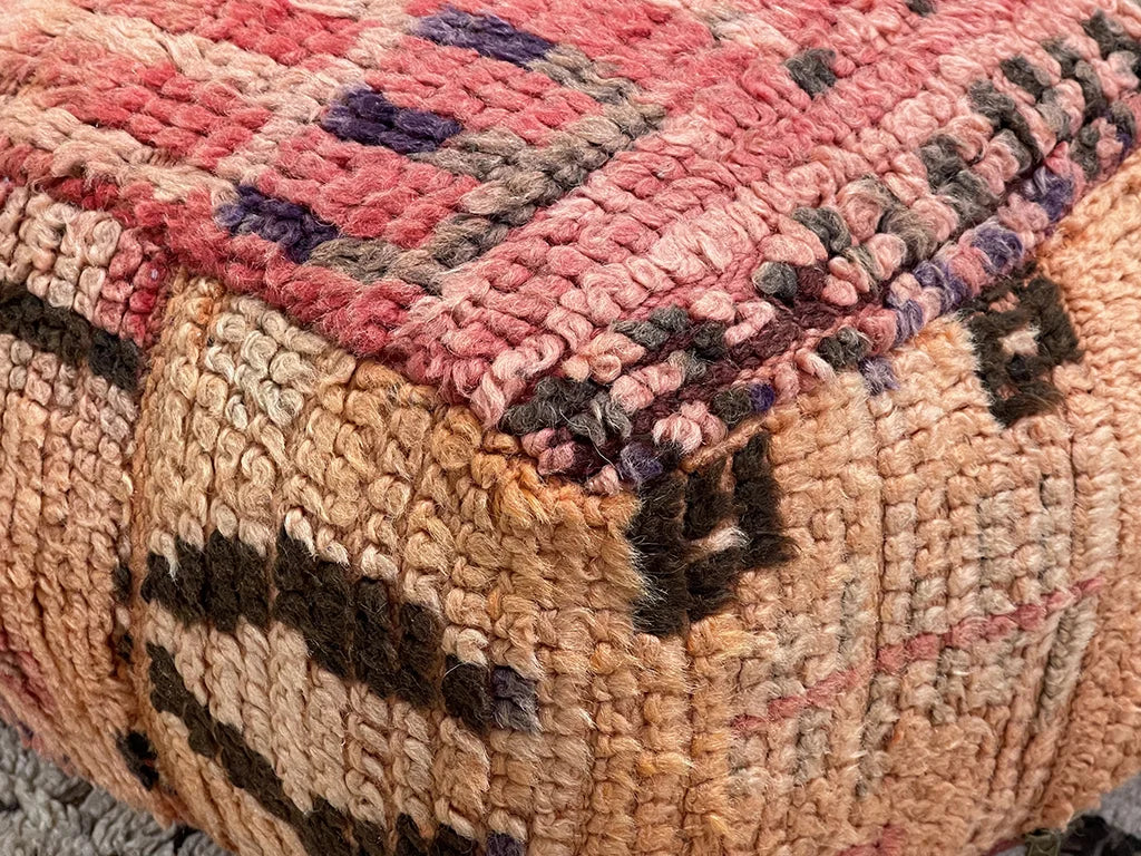 Khota Hamra - Kilim Pouf