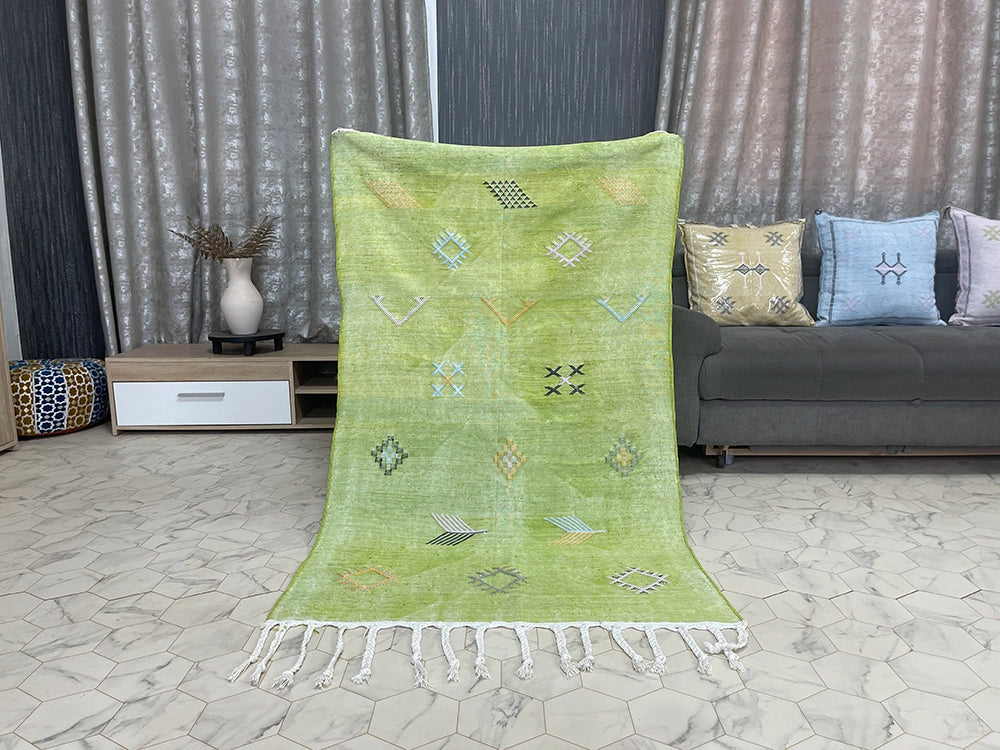 Olive Grove - 3x5ft  Natural Cactus Silk Rug