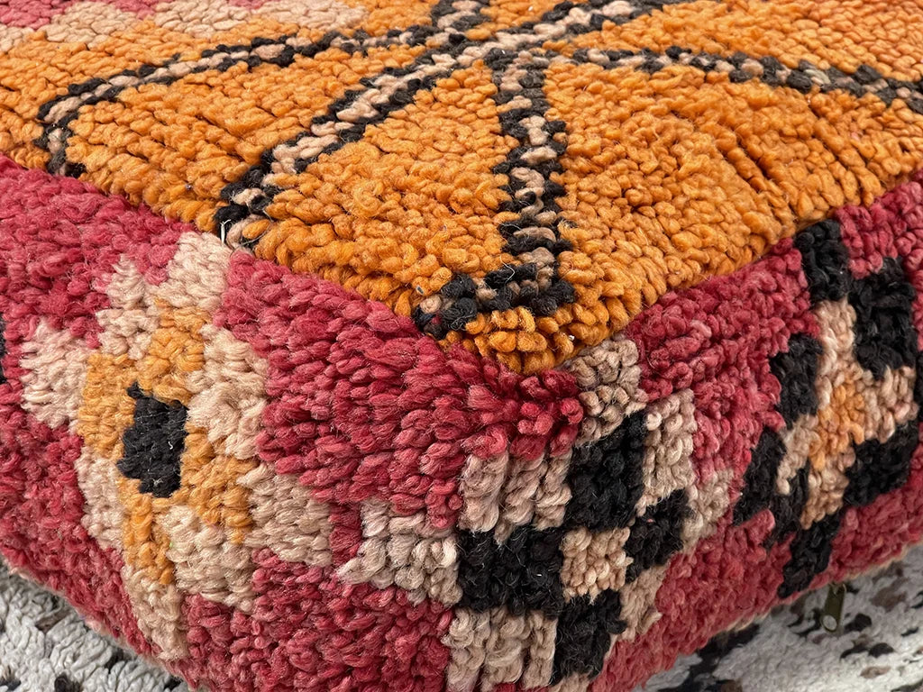 Onyx Sunset - Kilim Pouf