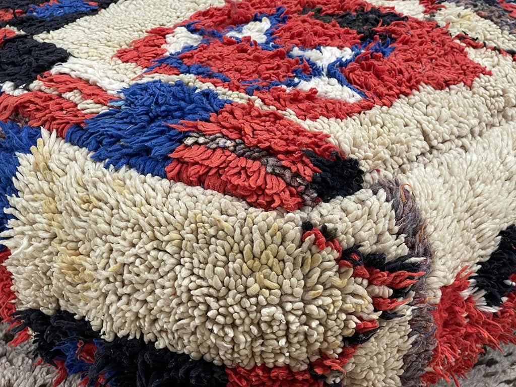 Soloba Bra - Kilim Pouf