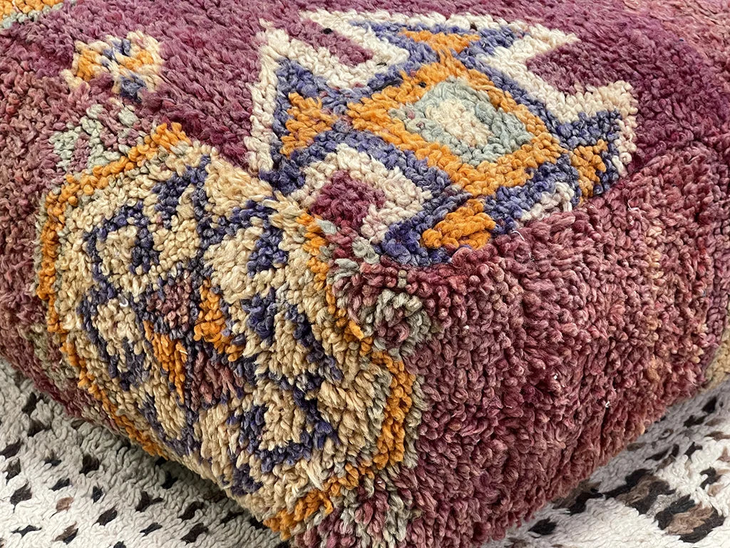 Topaza - Kilim Pouf