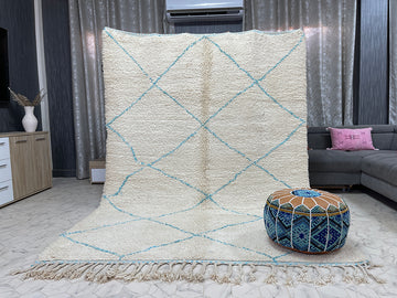 Figuig Oasis - 7x9ft- Beni Ourain Rug