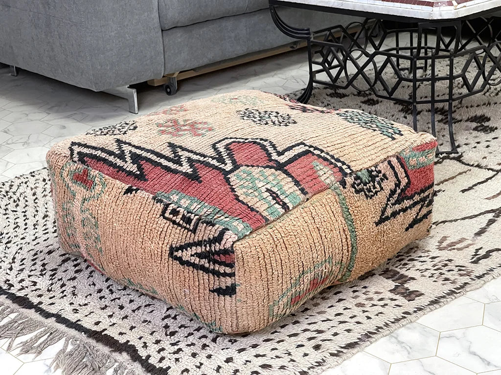 Tannery Charm - Kilim Pouf