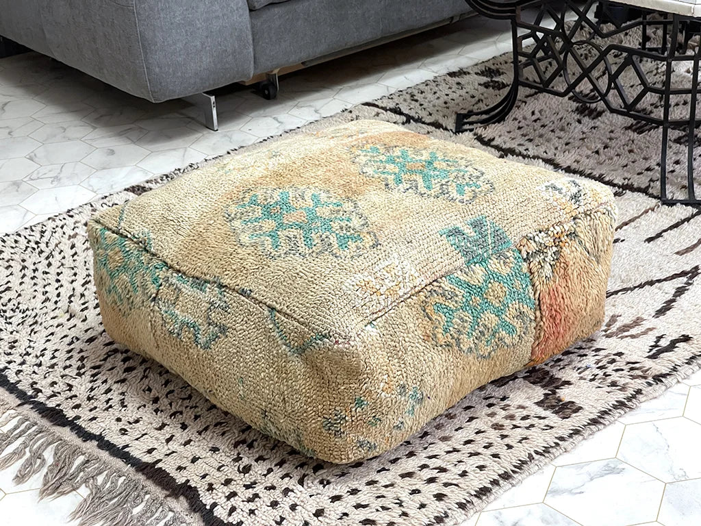 Arabian Adventure - Kilim Pouf