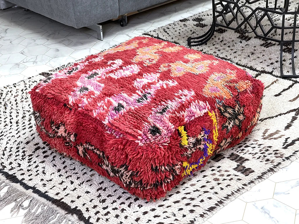 Crimson Comfort - kilim pouf