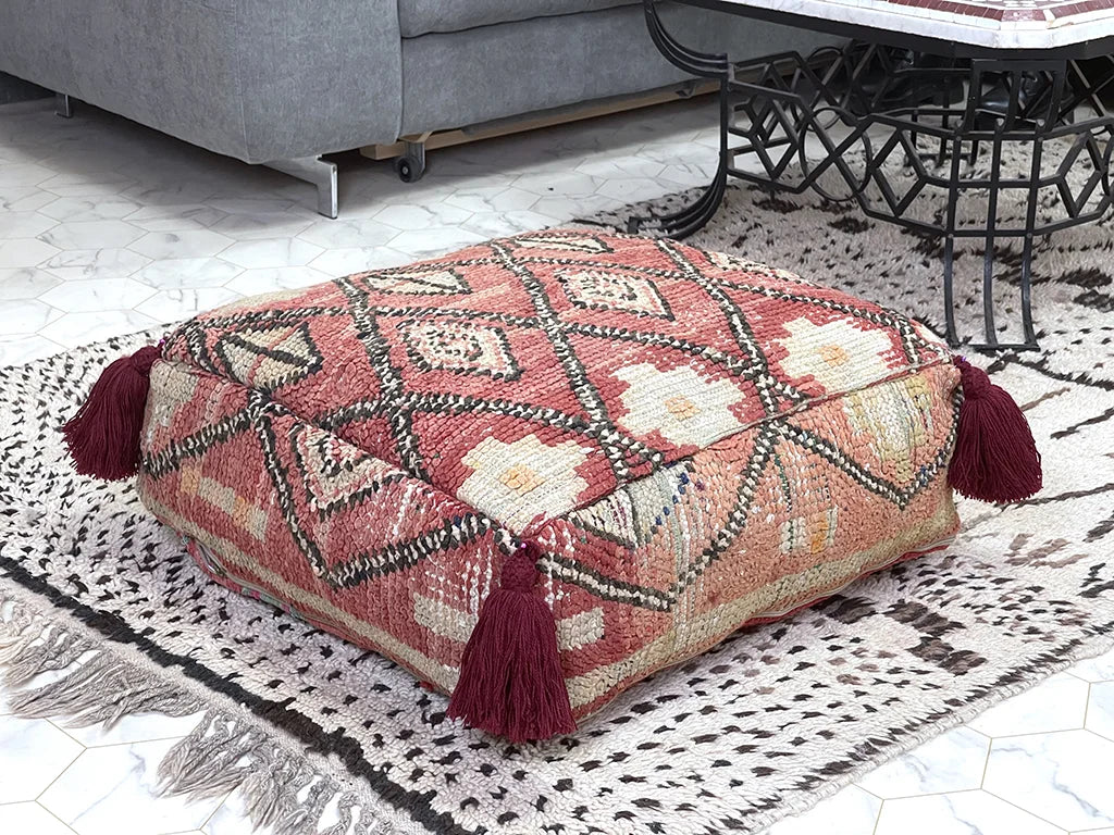 Atlas Summit - Kilim Pouf