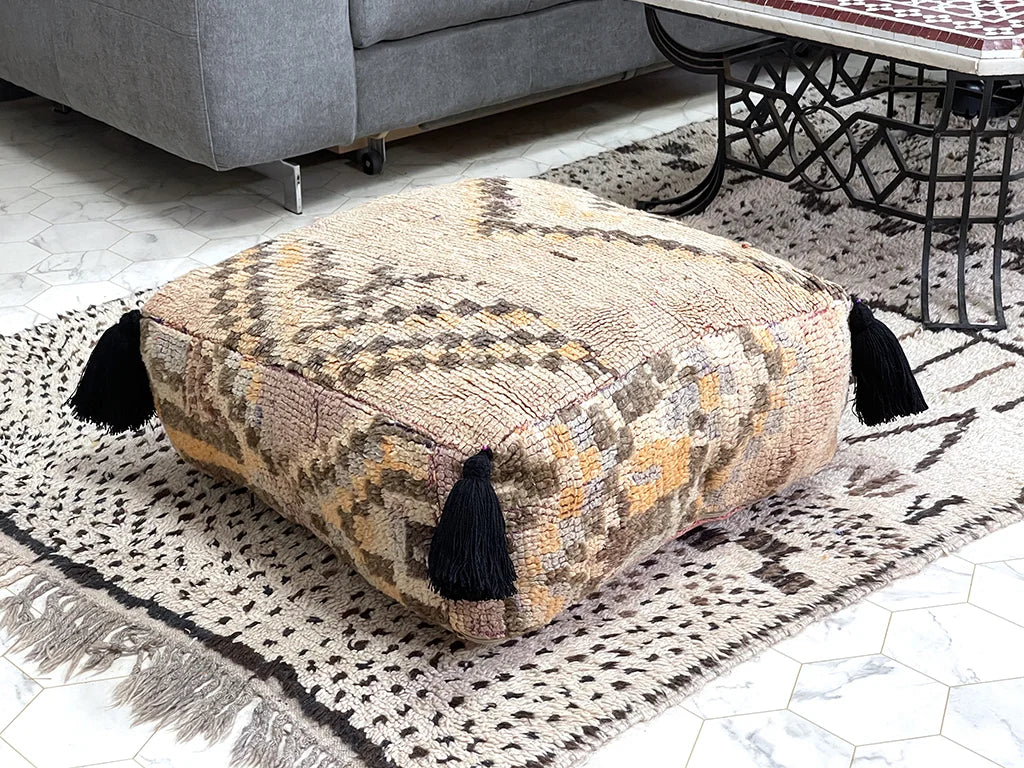 Coastal Breeze - kilim pouf