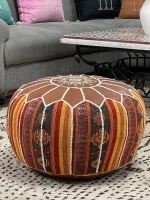 Gingerbread Glamour - Pouf