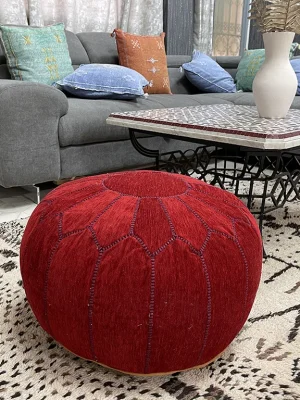 Red moroccan pouf IMG_7222