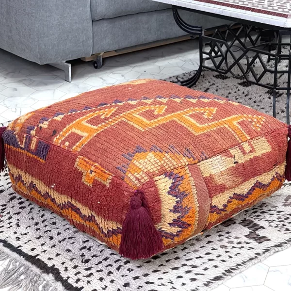 Gueliz Boulevard Kilim Pouf: A Chic & Sophisticated Moroccan Touch