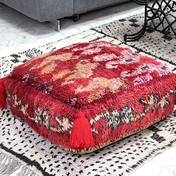 Experience Sophistication and Comfort with the Crimson Comfort Kilim Pouf