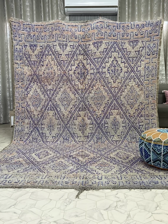 Tahannaout Touch -7x10ft- Boujaad Rug