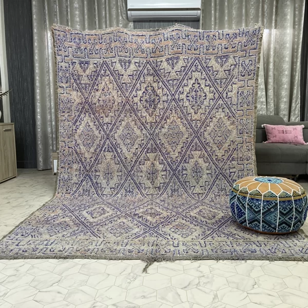 Tahannaout Touch moroccan rugs
