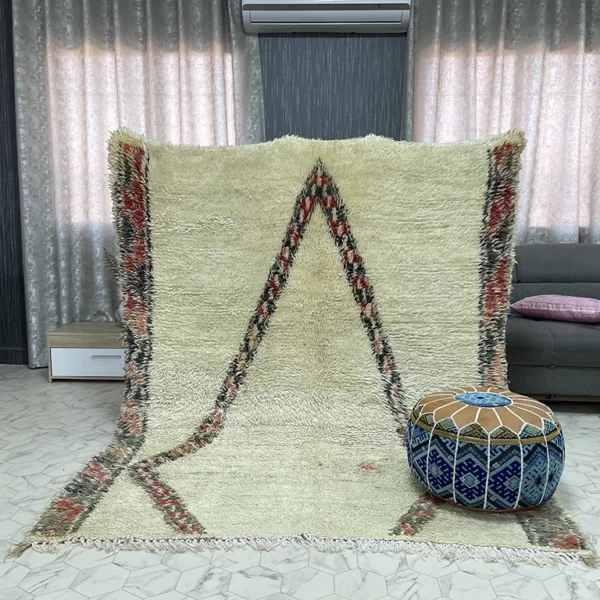 Fahs Treasured moroccan rug
